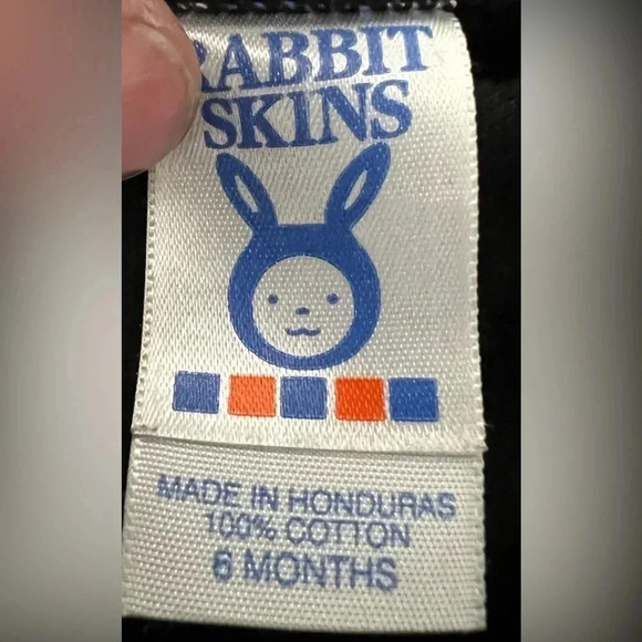 BUNDLE: 2 - Batman baby onesies. Size: 6M - Picture 8 of 13